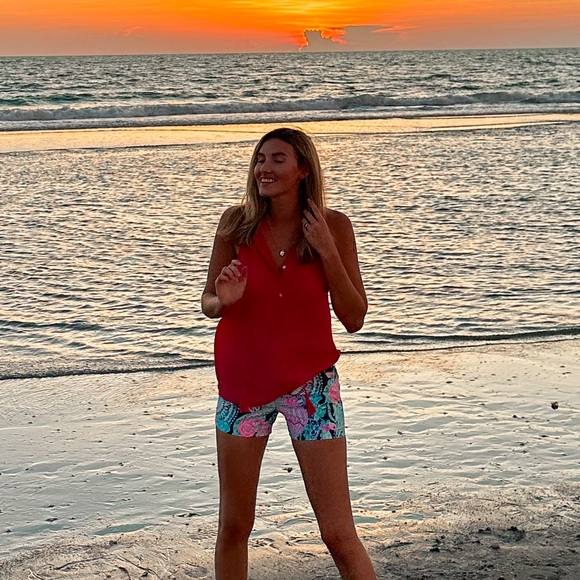 Lilly Pulitzer shorts - Picture 4 of 4